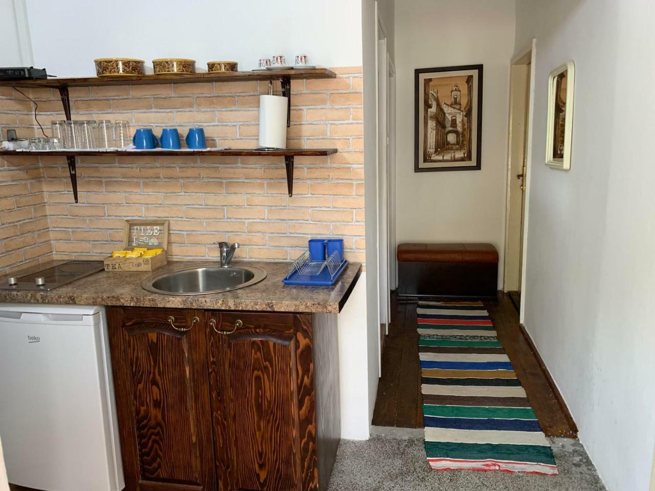 Viktor Rooms Kotor Luaran gambar