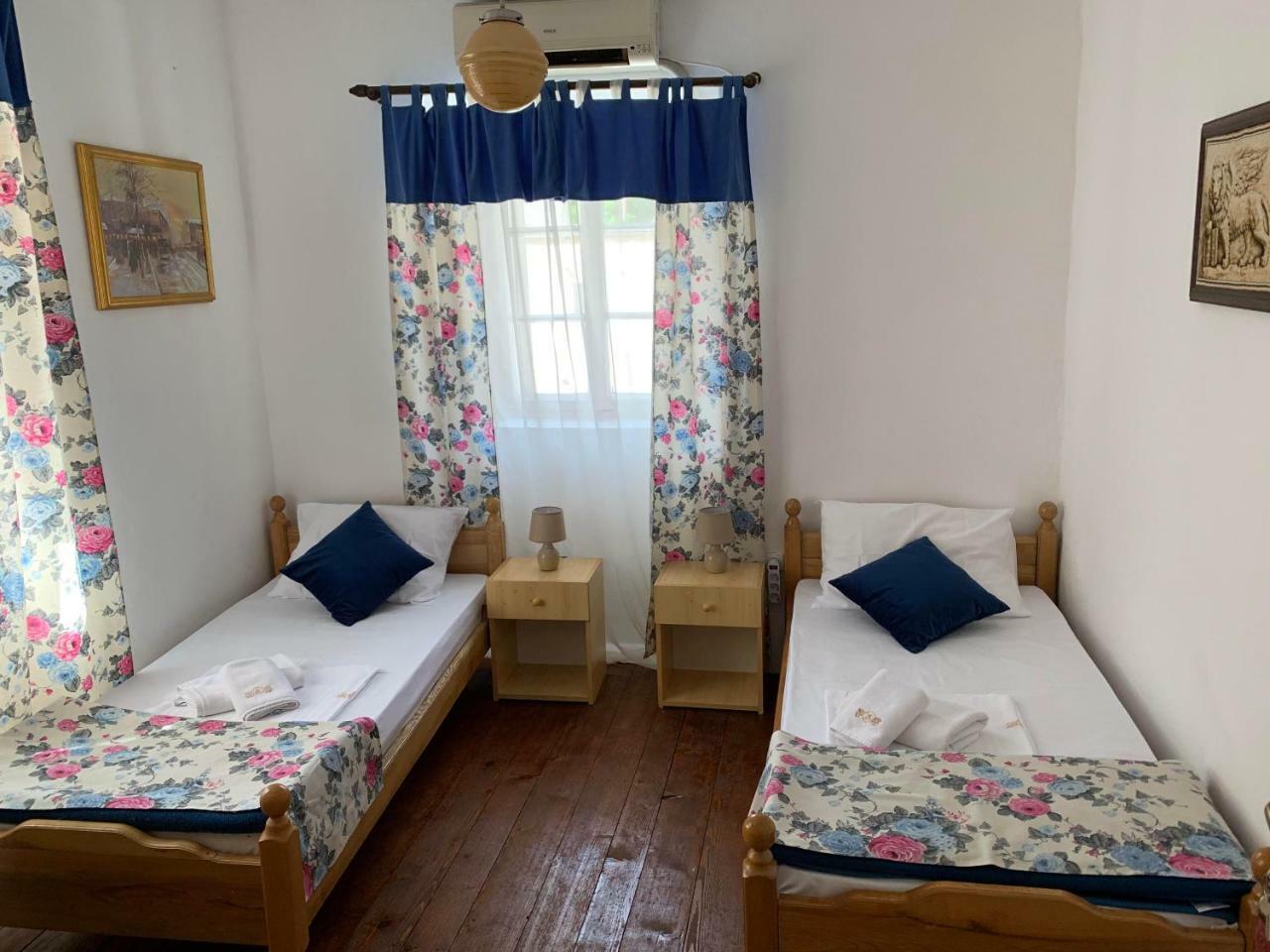 Viktor Rooms Kotor Luaran gambar