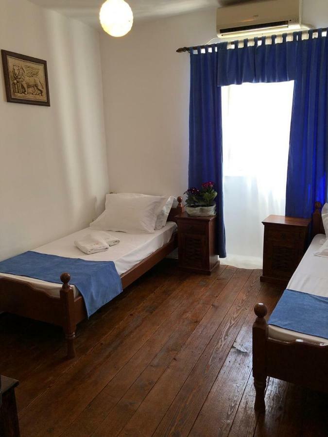 Viktor Rooms Kotor Luaran gambar