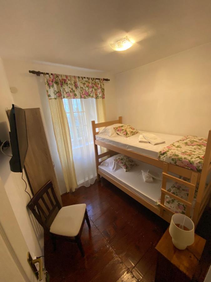 Viktor Rooms Kotor Luaran gambar