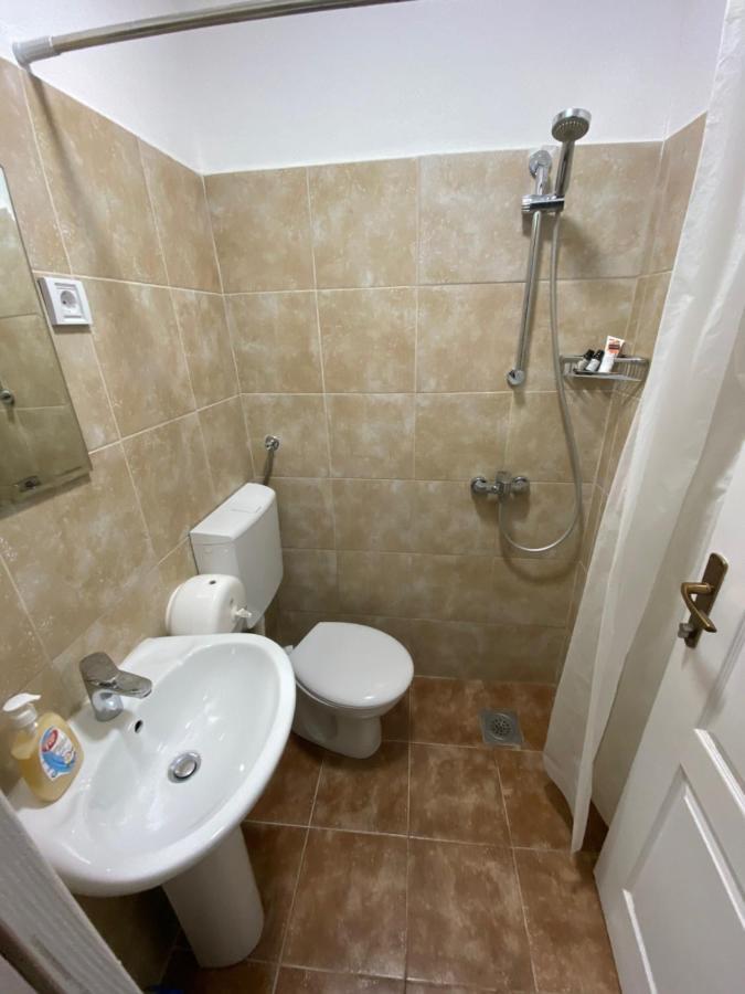 Viktor Rooms Kotor Luaran gambar