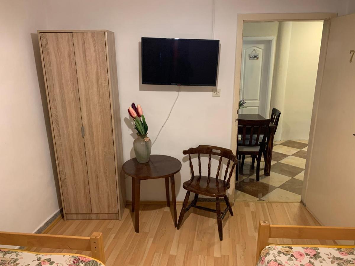Viktor Rooms Kotor Luaran gambar