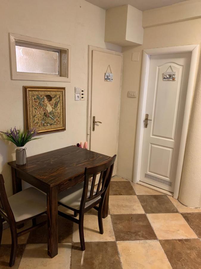 Viktor Rooms Kotor Luaran gambar